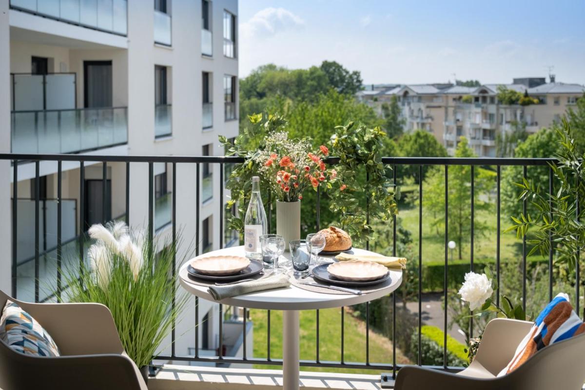 Oh Activ Cergy Aparthotel Luaran gambar
